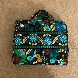Vera Bradley Hanging Travel Organizer